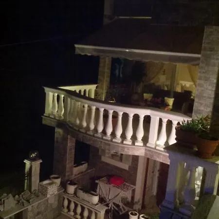 Vila Irilena Agioi Deka (Corfu)